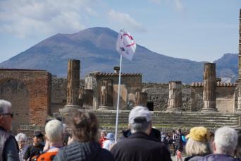 Pompeii & Sorrento from Rome: Guided Day Trip